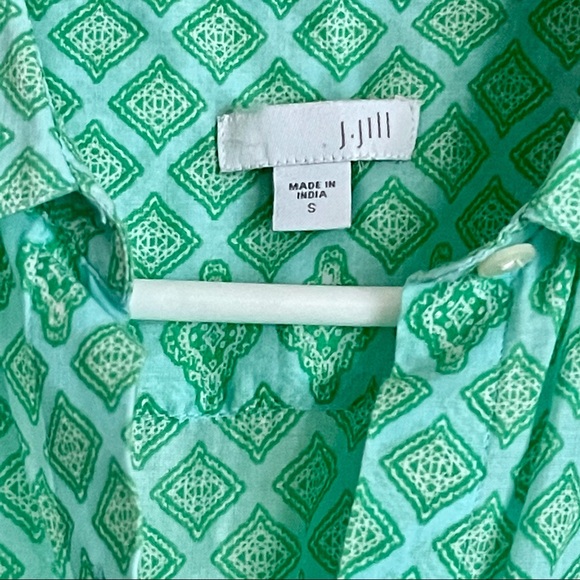 J. Jill Patterned Button Down Tie Front Top - Picture 5 of 6